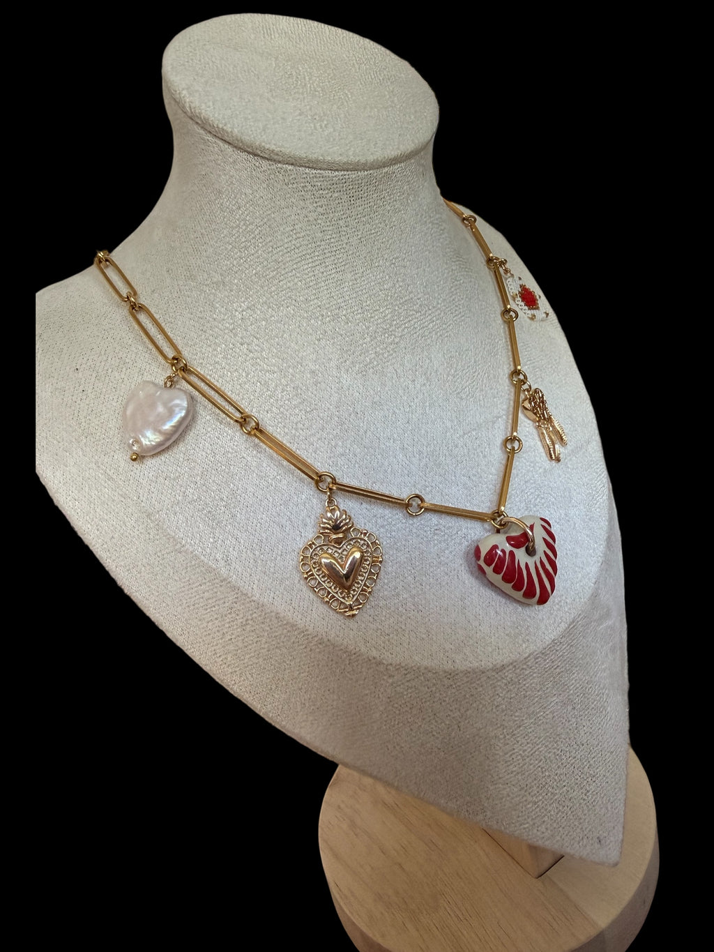 Corazón Artesano Necklace